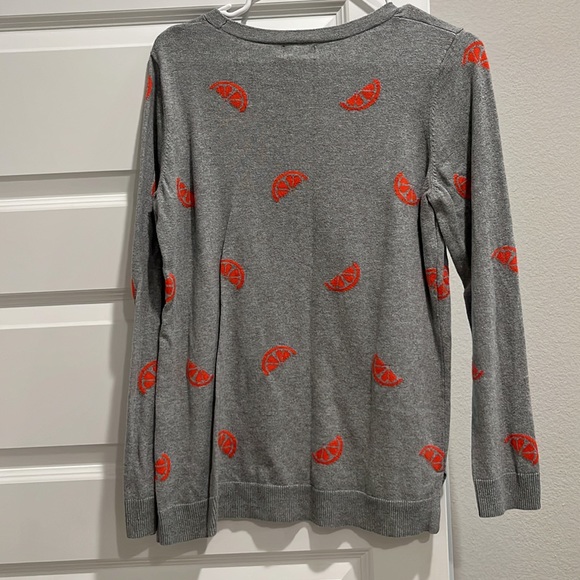 Old Navy sweater with oranges - Picture 2 of 4
